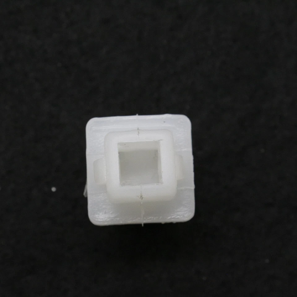 Bloqueo de capó de abrazadera de 2 piezas para Mitsubishi Montero Sport Mighty Max clips MA155254 Foto 3 de 4