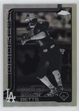 2025 Topps Chrome Negative Refractor Mookie Betts #50 3c2