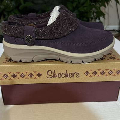 Skechers Relaxed Fit Easy Going Suede Clog Women Size 9 Plum New In Box