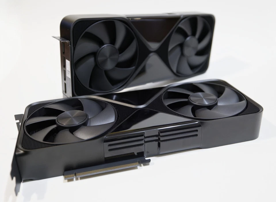 NVIDIA RTX Pro 6000 Blackwell Workstation Edition 96GB - Image 3 of 4