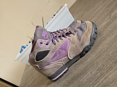 Vintage 90s NIKE ACG CALDERA Hiking Gray Purple Boots