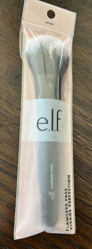 PINCELES COSMÉTICOS ELF (2 CUALESQUIERA PARA 12,00) Foto 3 de 4