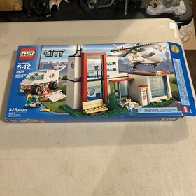 LEGO CITY Helicopter Hospital Rescue 4429 Boxed