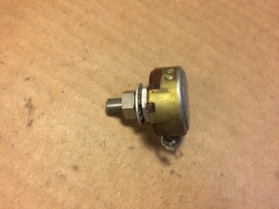 Vintage 1950s Allen Bradley 5 meg ohm Linear 1/4'' Shaft Potentiometer Guitar Pot
