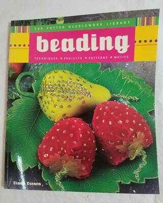 1995 BEADING Techniques Projects Paperback Book by DIANA VERNON 1st Edition RH