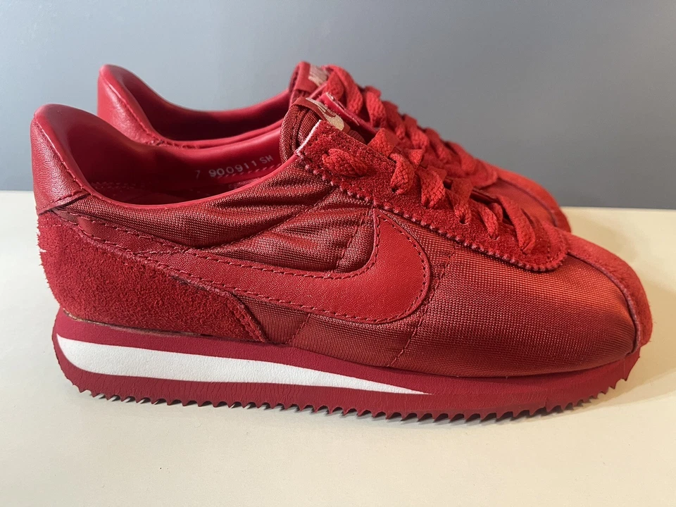 Zapatos para correr Nike Cortez vintage de los años 90, talla 7 rojos, nailon y gamuza ¡nuevos! Foto 2 de 4