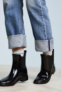 short rain booties