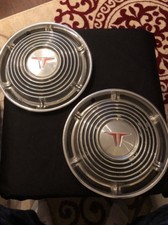 Vintage 2 Hubcaps Oldsmobile 1960-70s 14
