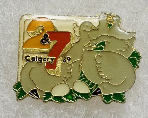 Channel 2 & 7 TV Media Pin Calgary 1989 SIX GEESE A LAYING  (12 days of XMAS) - Imagen 1 de 1