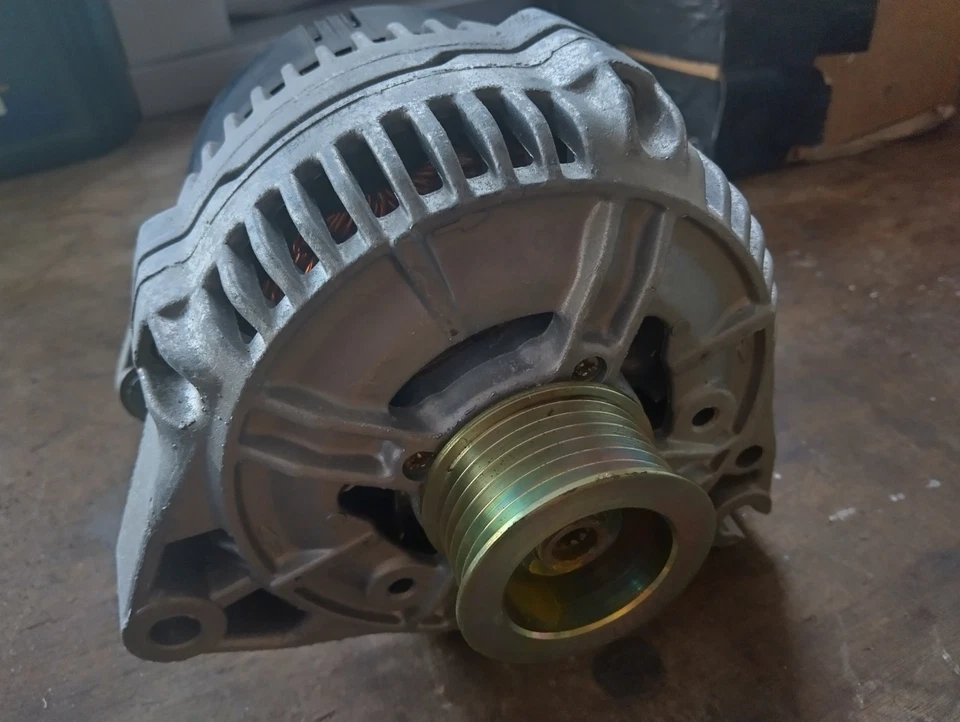 SAAB 9-3 1998  Bosch Alternator 0123510089, 5246889, New old stock  - Image 3 of 4