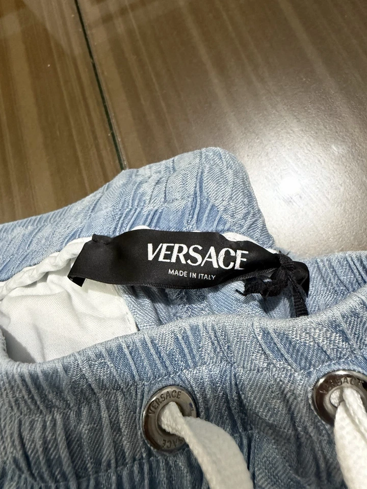 Shorts cambraia masculino Versace estampa barroca tamanho 48 médio - Imagem 3 de 4