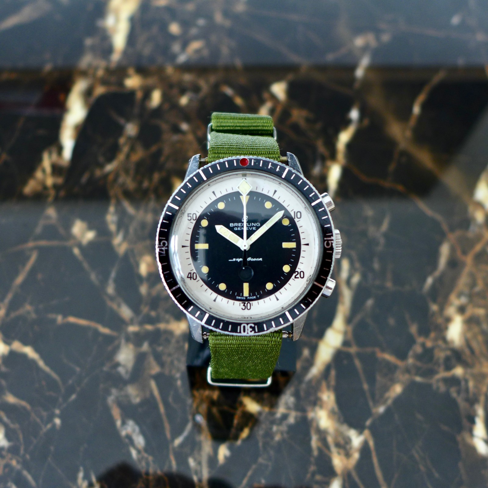 A Rare Vintage 1960s Breitling Superocean "Slow Chrono" Divers Watch Ref. 2005 image 4