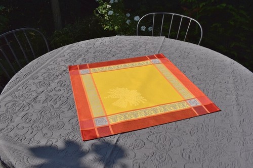 Napkins Jacquard Cotton 50x50 CM Yellow With Lavender from France Provence - Picture 2 of 7
