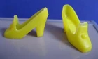 EXC VINTAGE CLOTHES-BARBIE DOLL MATTEL 1969 Yellow PILGRIM HIGH HEEL SHOES #1459