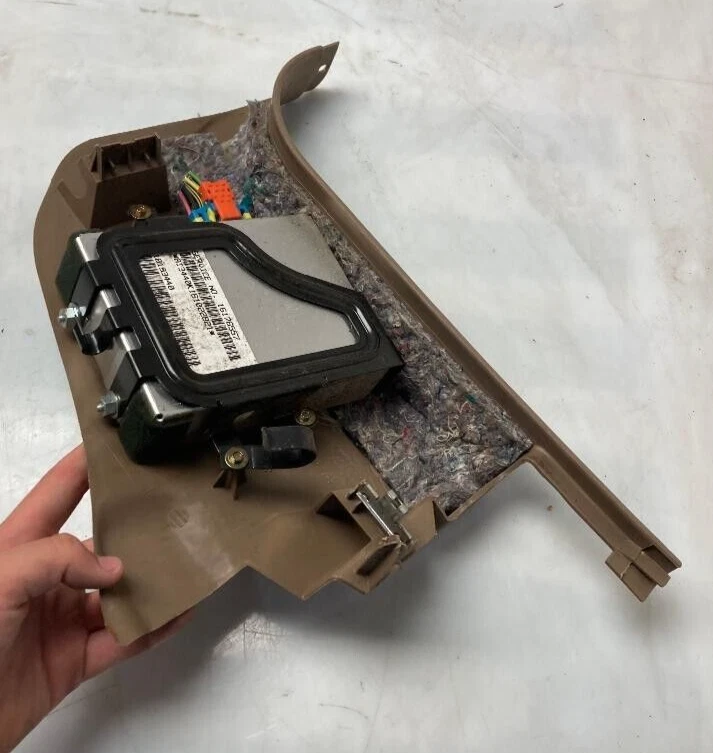 Chevy Blazer/S10 1995-1997 panel de retroceso delantero derecho p/n 15708446 genuino fabricante de equipos originales GM Foto 3 de 4