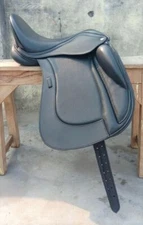 Black leather dressage saddle with changeable gullet/adjustable English tree