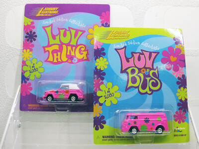Johnny Lightning: Limited Edition Luv Bus + Thing (2000) VW Die-Cast pink 1:64