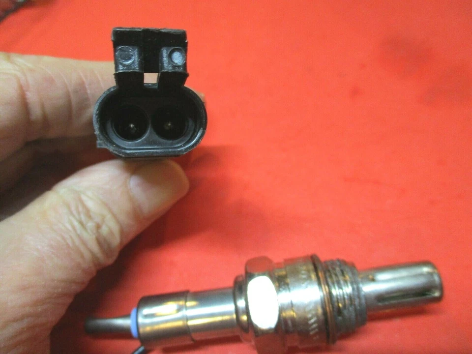 雪佛兰/吉姆西 C/K-10-20-30-凯迪拉克-贝克-1980-1995-全新氧气传感器- — 第 2/2 张图片