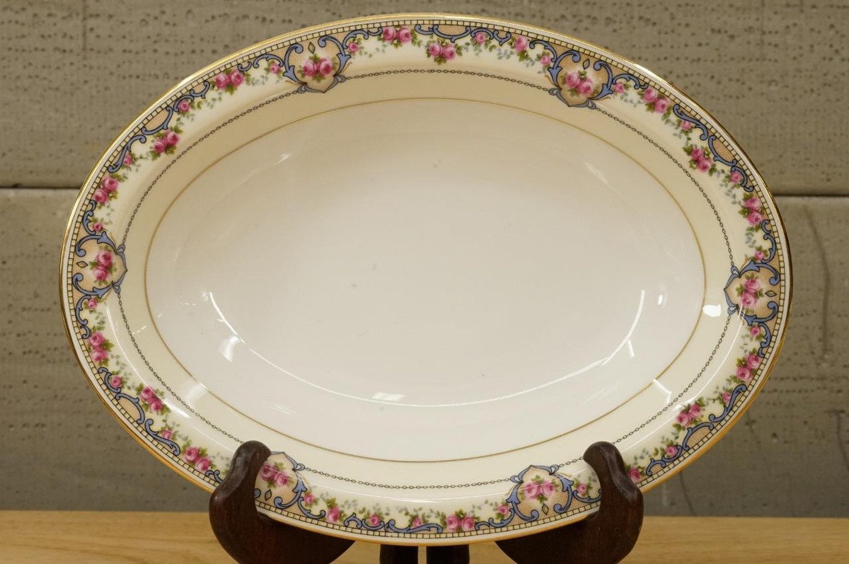 Vintage Fine China Heinrich H&C Selb Bavaria 70366 Oval Vegetable