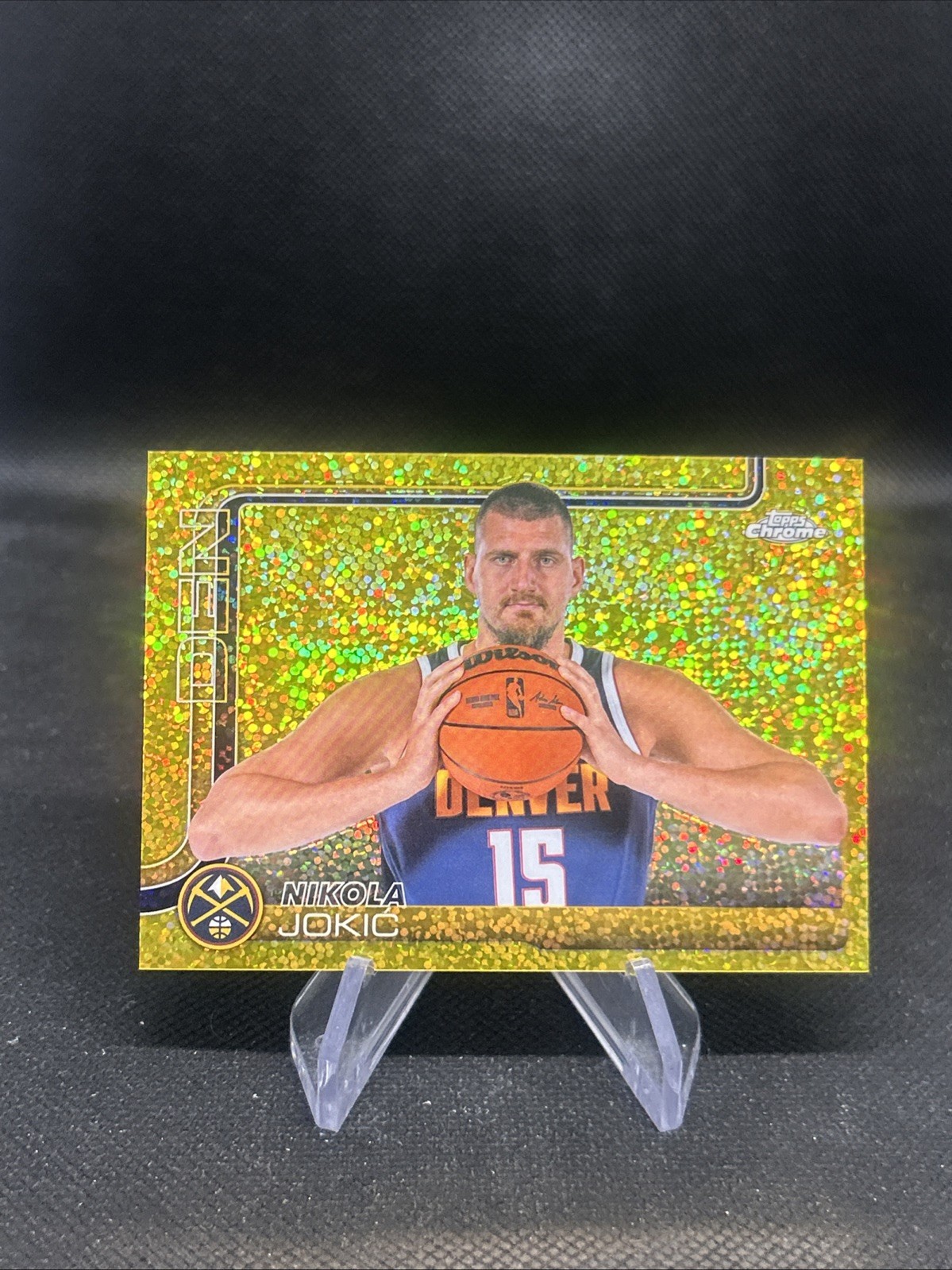 2025 Topps Chrome #25 Nikola Jokic SSP Photo Variation /50 Gold Sparkle Card 👀