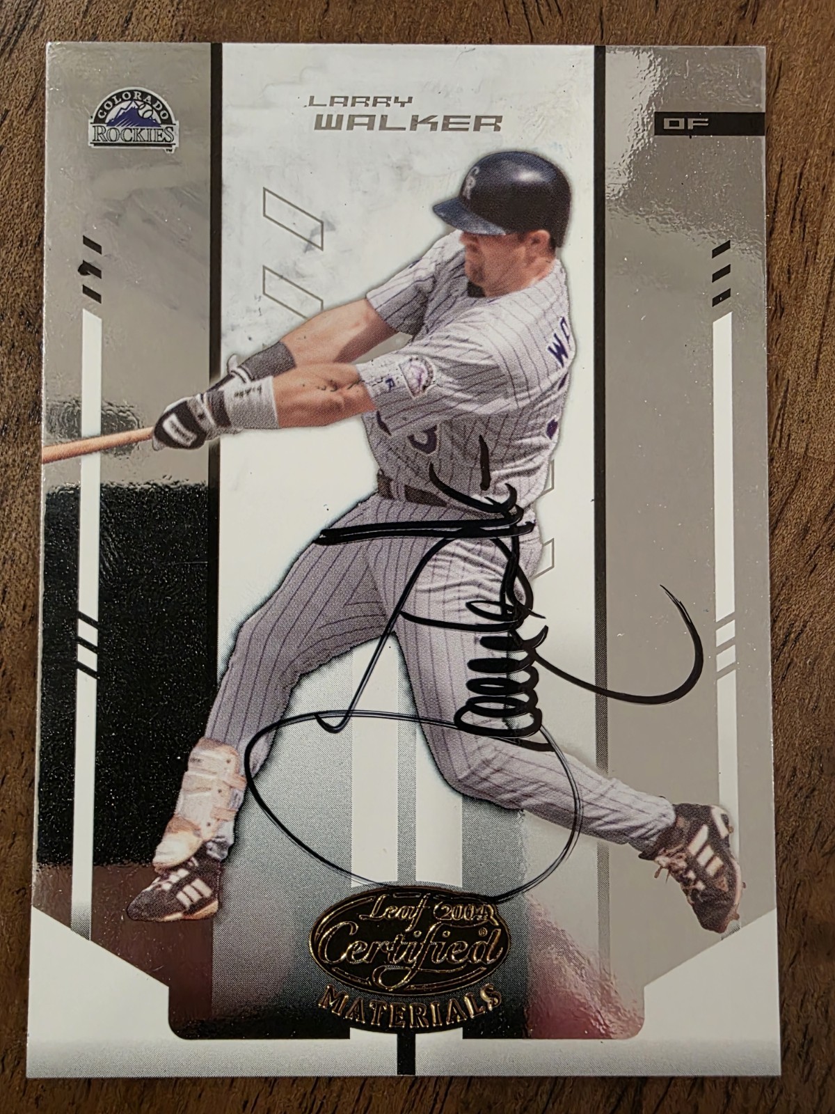 Larry Walker 2004 Leaf Certified Materials Autographed In Person Signed On Card