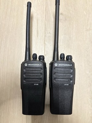 2x Motorola DP1400 VHF 2m Band Funkgeräte