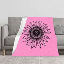 Stylish Black Sunflower Flannel Blanket - Soft Cozy and Warm for Sofa Travel