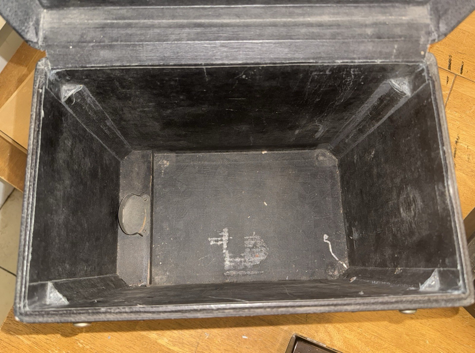 Picture 16 of 24