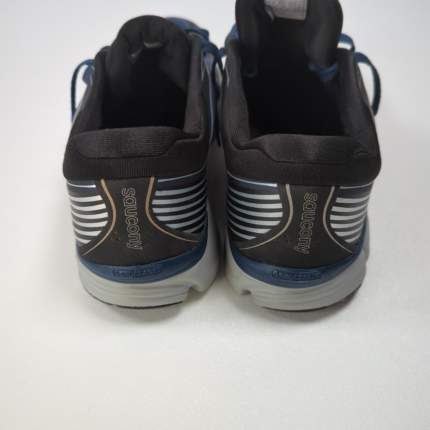 Saucony Kinvara 5 Running Shoes Mens 11.5 M Blue Orange Logo Sneakers EUC thumbnail 6