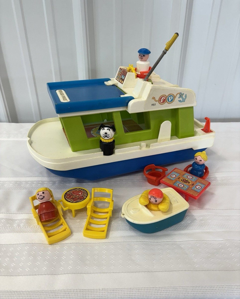VINTAGE Fisher Price Little People Play Family Happy Houseboat-985