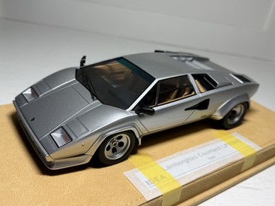 Make Up IDEA IM065E Lamborghini Countach LP 5000S 1982 Silver 1:18 - SCHÖN -