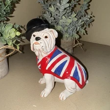 Peakdale UK bulldog Sculpture  immaculate 