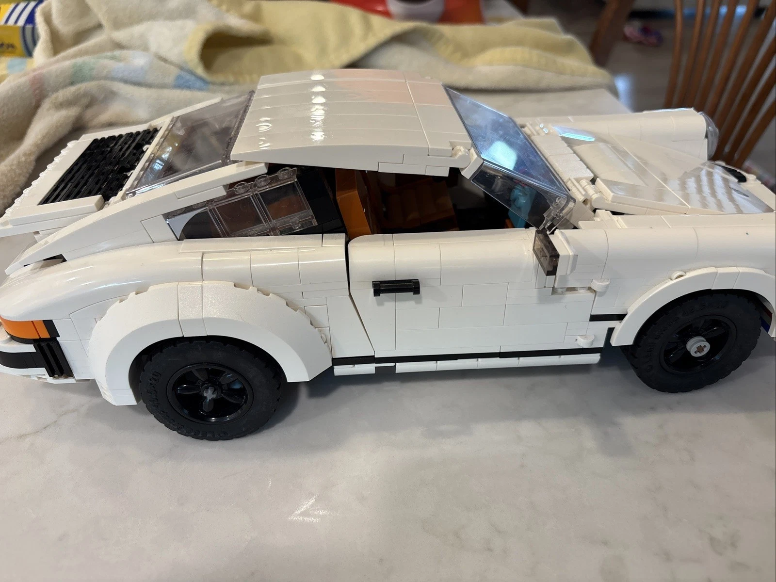 LEGO Icons Porsche 911 Turbo Targa 10295 parts or try to complete