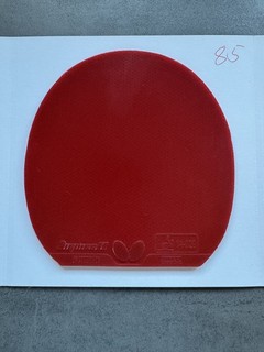 85. Butterfly Dignics 80 1.9mm rot guter Zustand selten gespielt