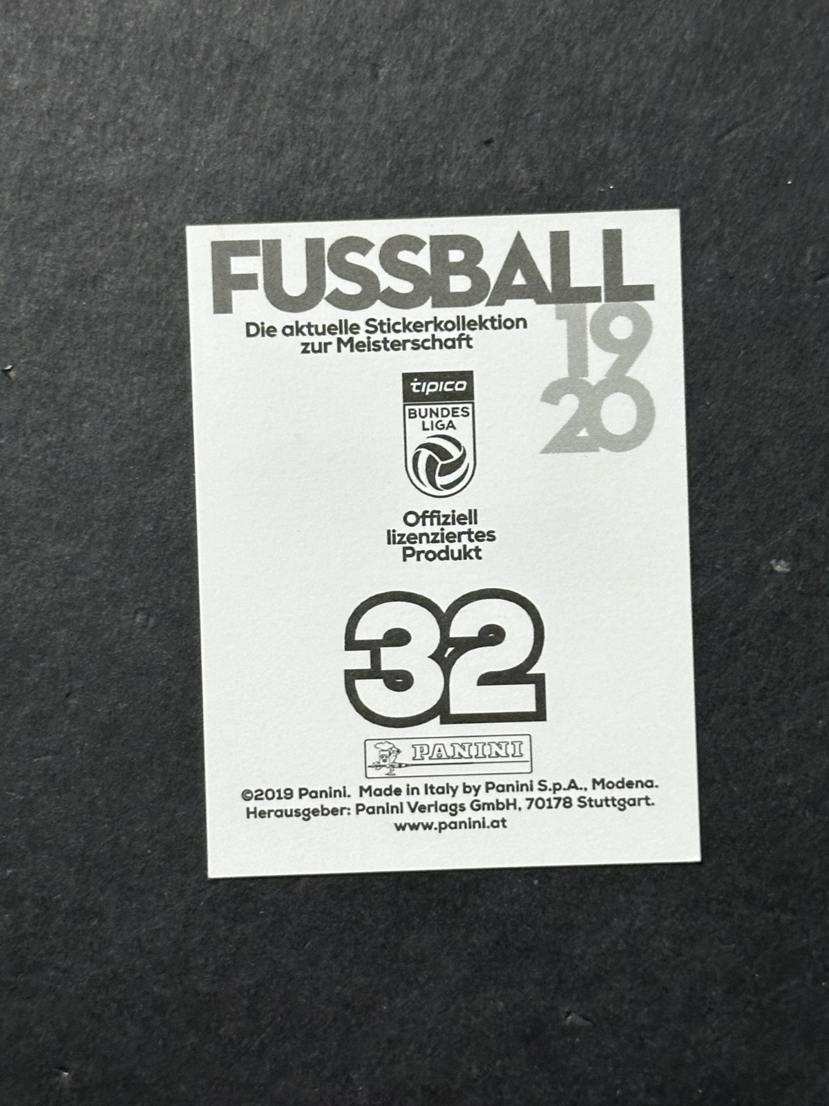 2019 Panini Fussball Bundegliga #32 Erling Haaland Rookie RC view 2