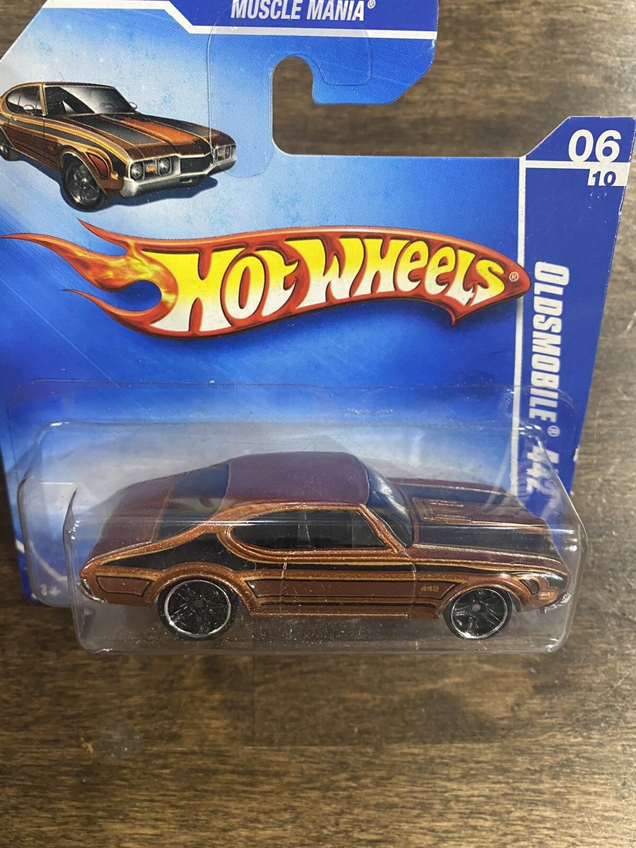 2009 HOT WHEELS 1/64 OLDSMOBILE 442 OLDS 082 RARE SHORT CARD
