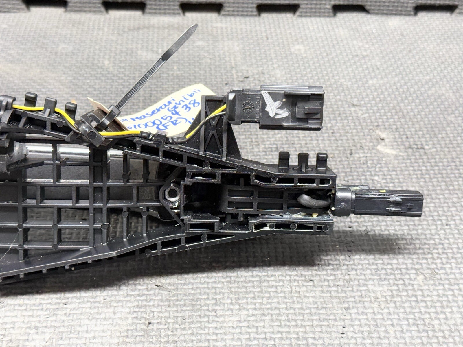⭐️2014-2020 MASERATI GHIBLI RIGHT PASSENGER FRONT EXTERIOR CHROME DOOR HANDLE OE