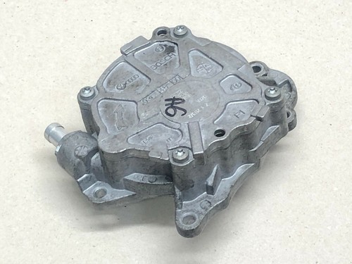 Unterdruckpumpe Vakuumpumpe Audi Q5 Seat Skoda VW 2.0 TDI 03L145100 / 03L145100F
