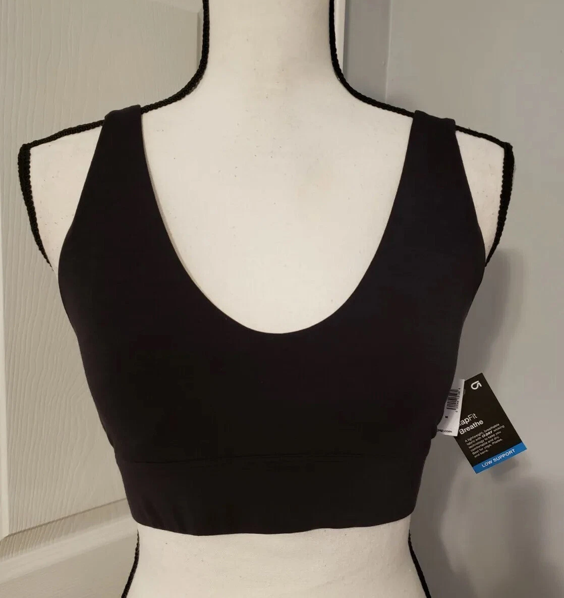 Gap Fit Breathe Low Support Unpadded Wicking Go Dry NWT Sports Bra