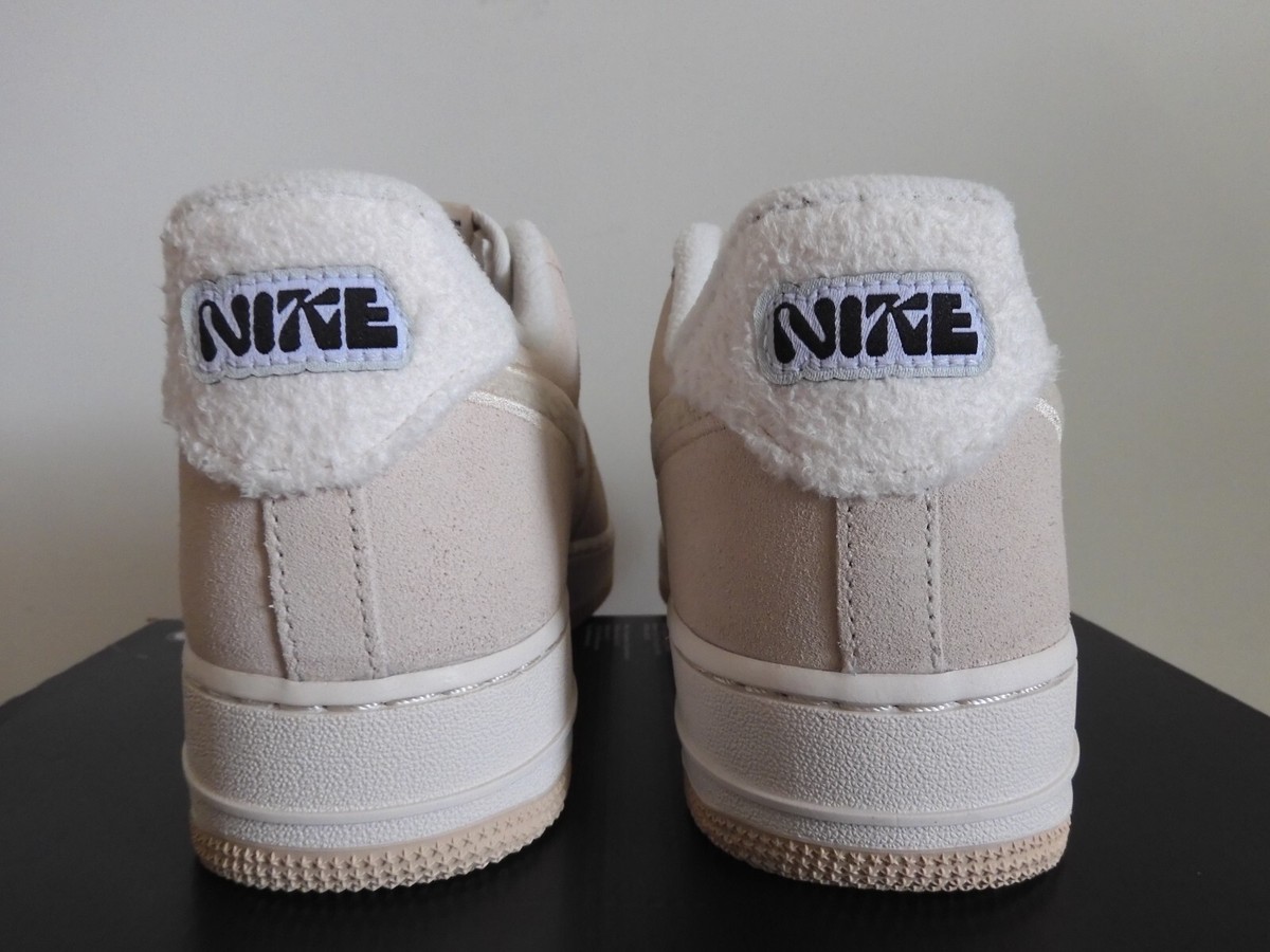 【Nike】 (W) Air Force 1 '07 SE Phantom Sanddrift Nike Women's Air Force 1 Low Phantom Sanddrift – Puffer Reds