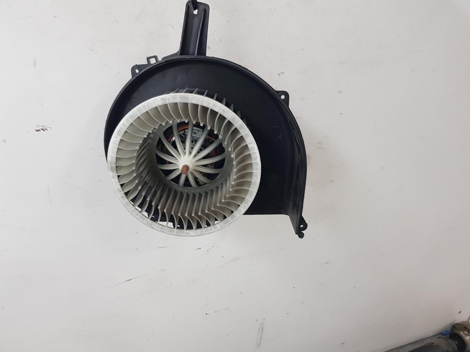 VOLKSWAGEN POLO HEATER FAN MOTOR 6R, 05/1009/17 6R2819015 eBay