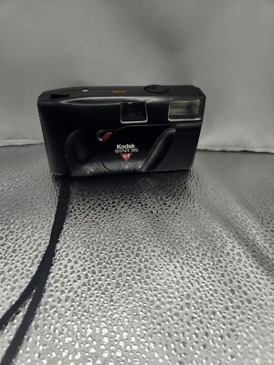 Vintage film Camera Kodak Star EF 35mm Camera  Point & Shoot Flashlight Tested