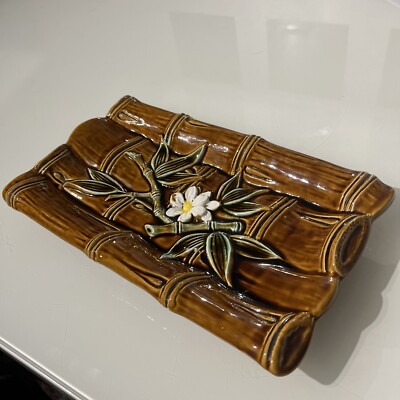 Vintage japanisches Studio handbemalter Blumenzweig auf Bambus. Obsttablett
