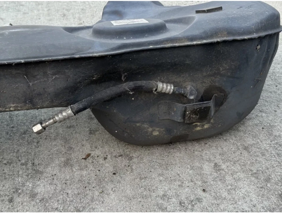 02-06 BMW E46 325I TANQUE DE COMBUSTIBLE DE GASOLINA METAL OEM MOTORES SULEV M56 16116763569 SLEV  Foto 3 de 4