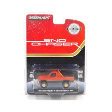 Greenlight Chevrolet K-10 Pick-up Scottsdale 4x4 1984 1:64 30461