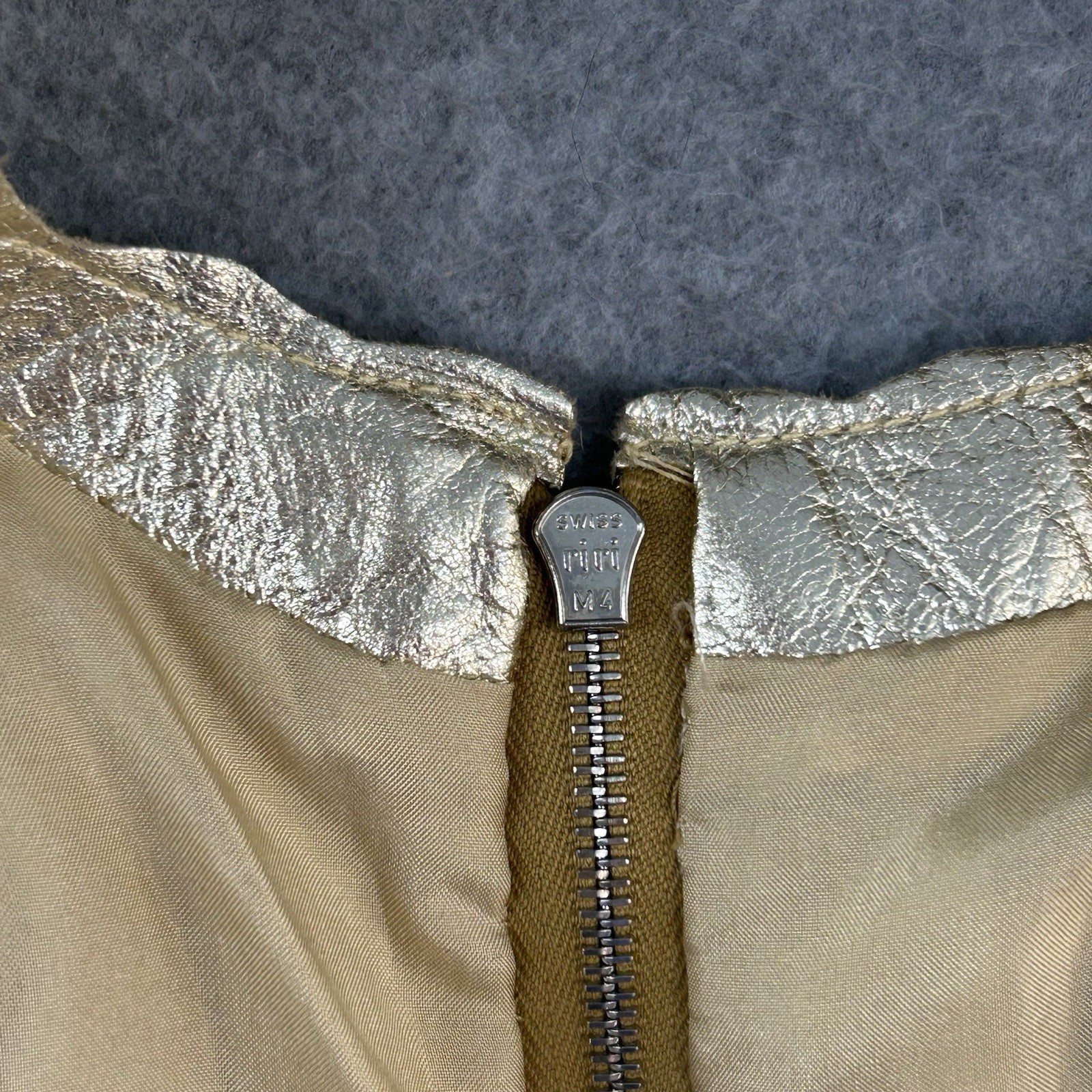 Chanel Size 42 Metallic Golf Goatskin Leather Open Front Vest Designer Authentic image 9