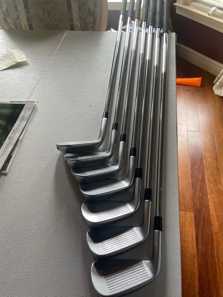 TaylorMade HL Irons Ensemble de Fer à Repasser QI pour Hommes, Argenté