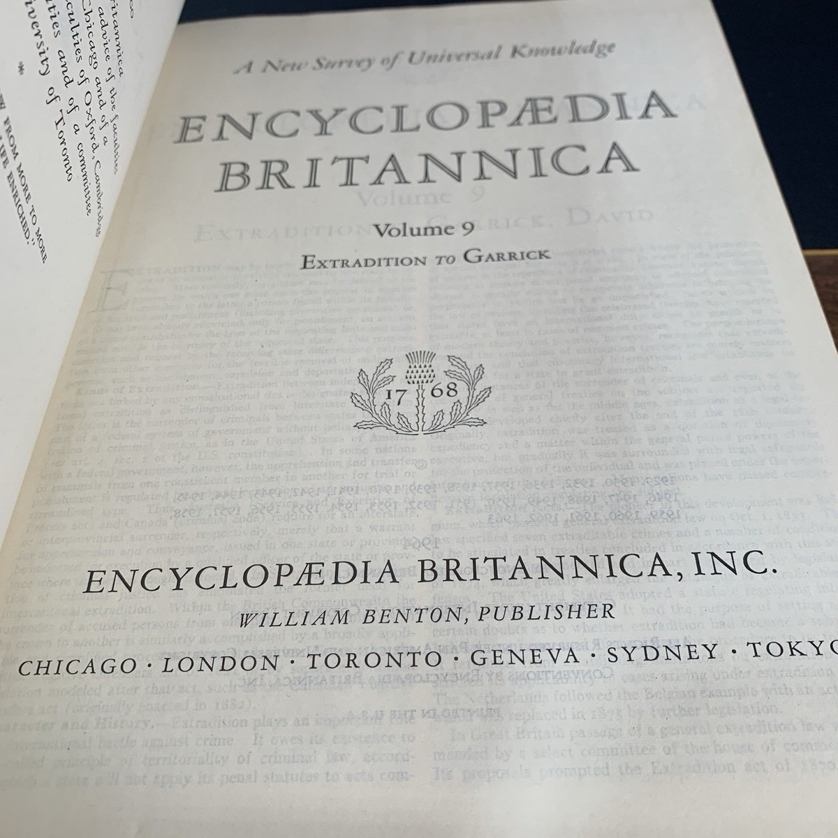 Vtg 1768 Encyclopedia Britannica 1964 Edition Vol 9 “Extradition