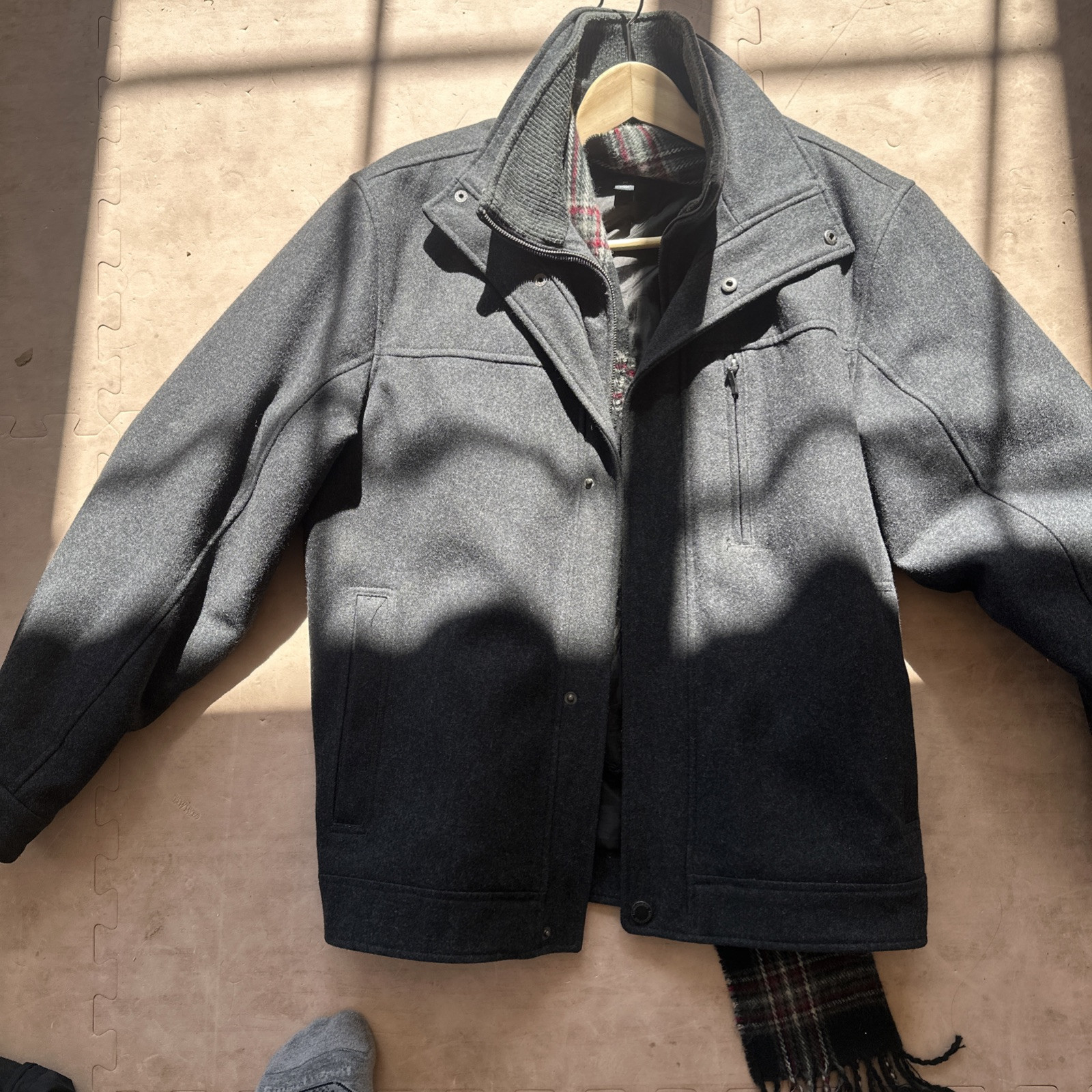 Men’s London Fog Heather-Gray Overcoat or Peacoat in Size M