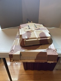 VTG Galoob Micro Machines Battle Tank Playset Desert Camo Tan & Accessories 1993